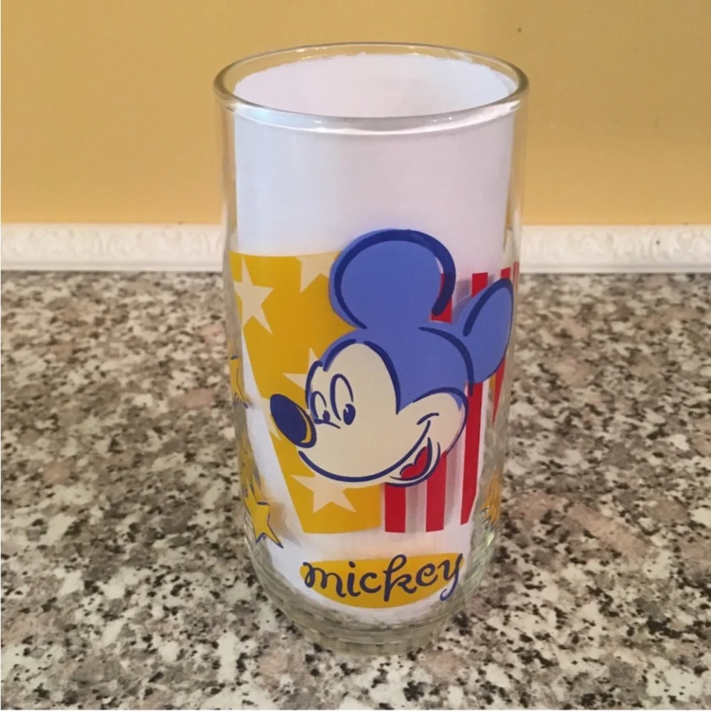 Disney glasses Mickey stars stripes drinking set of 4 Mouse Anchor Hocking 1980s